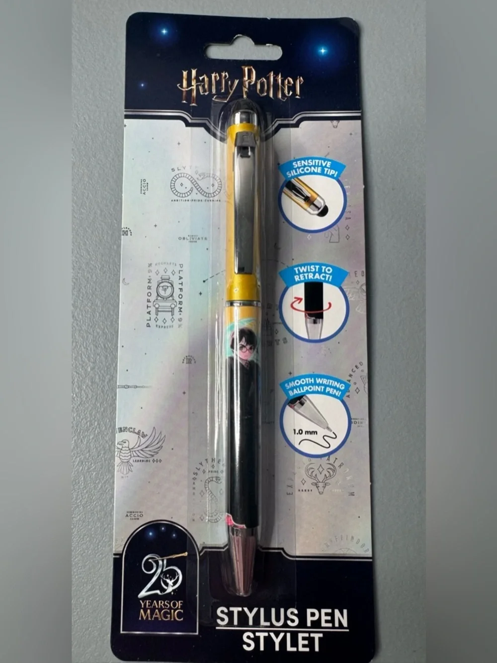Harry Potter 25 Years of Magic Stylus & Ballpoint Pen Black & Yellow smooth writ